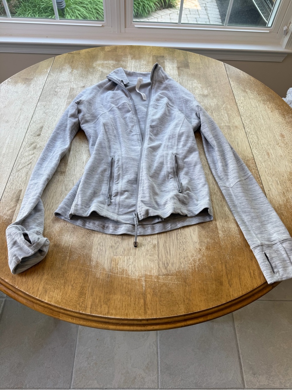 Lululemon Light Gray Women's Zip-Up Jacket - Casual Active Layer